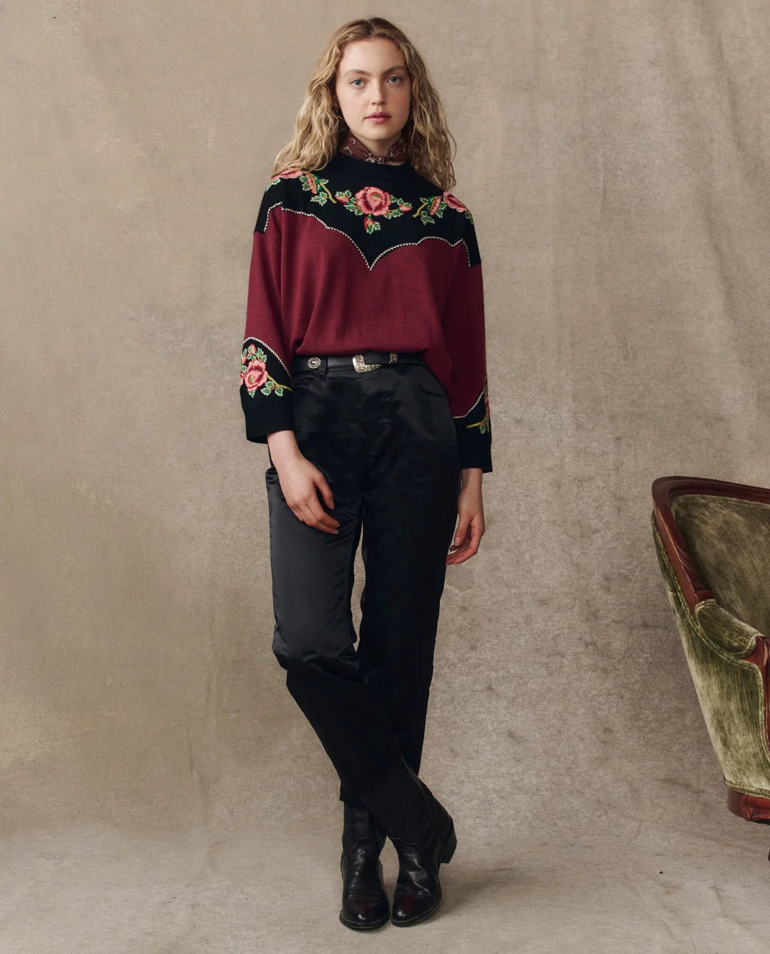 The Great - Heirloom Rose Pullover in Wine - Kalifornia Jean Bar