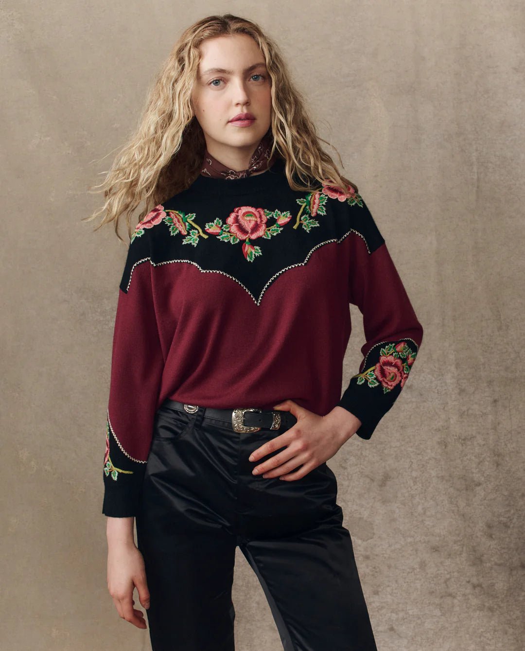 The Great - Heirloom Rose Pullover in Wine - Kalifornia Jean Bar