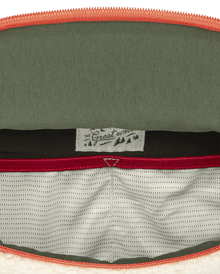 The Great - Plush Colorblock Hip Pack in Cream & Army - Kalifornia Jean Bar