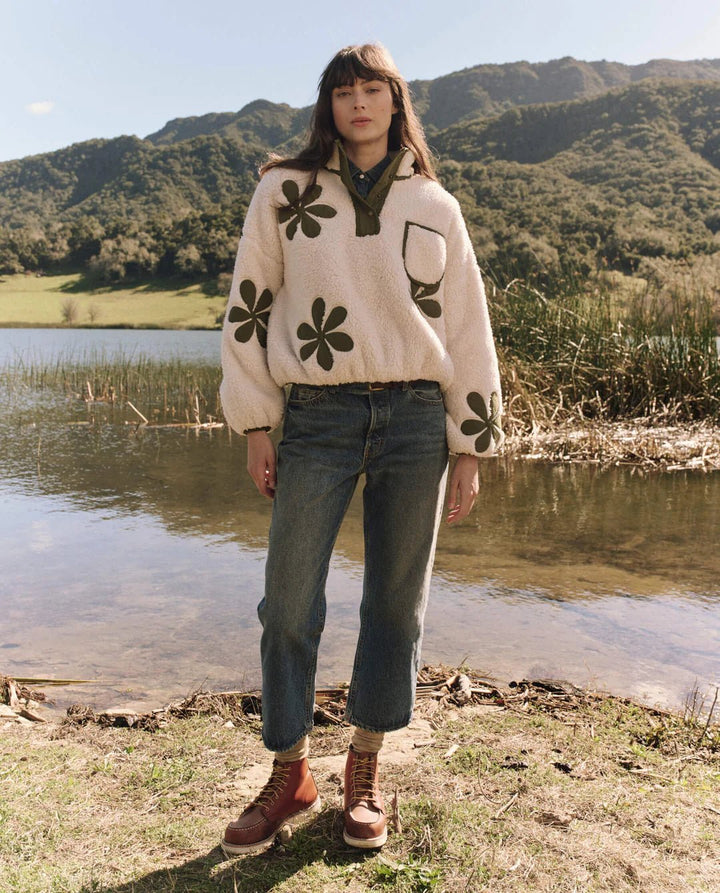 The Great - The Patch Pocket Countryside Daisy Pullover Cream/Army - Kalifornia Jean Bar