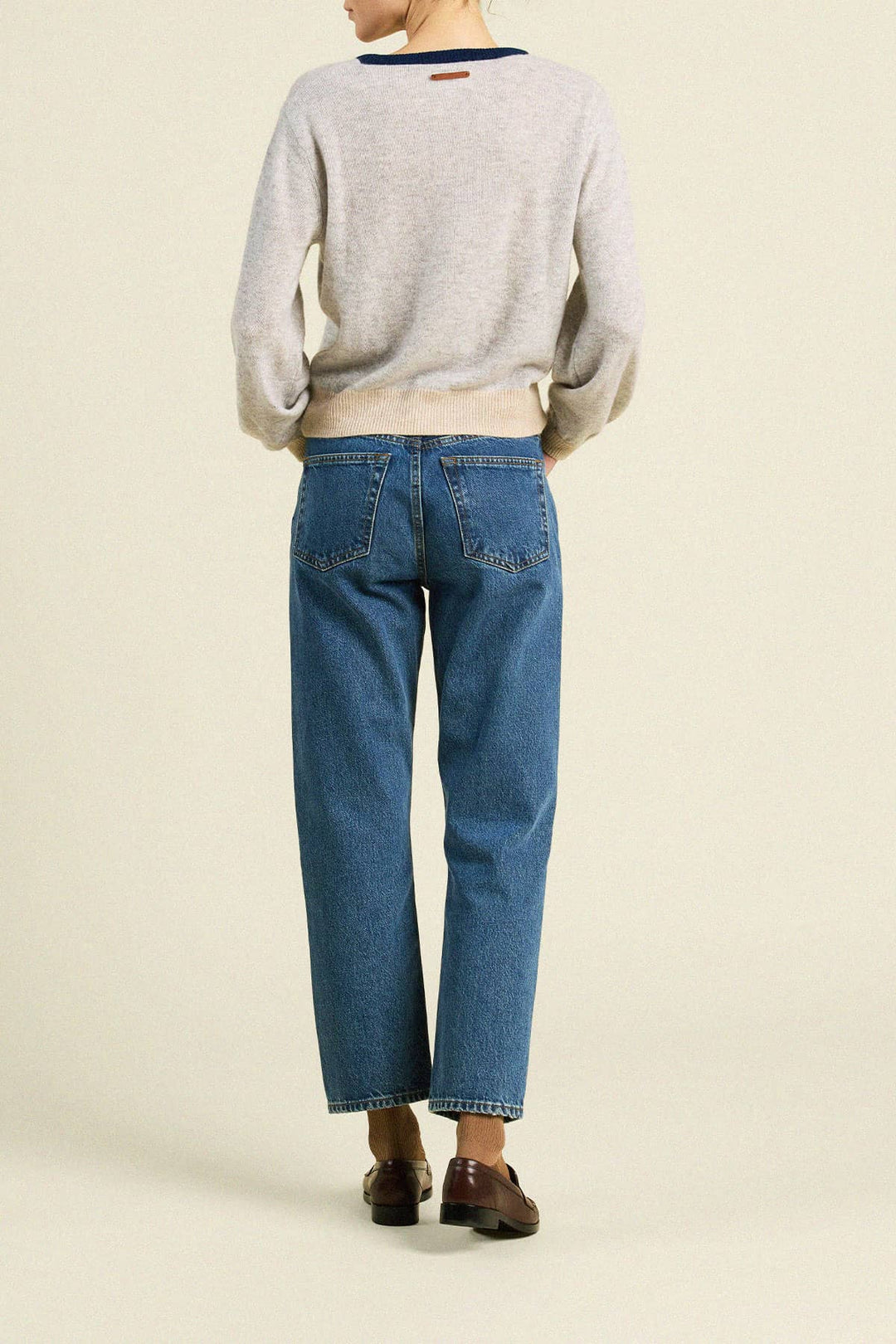 Trovata - Grey California Ryann Sweater - Kalifornia Jean Bar