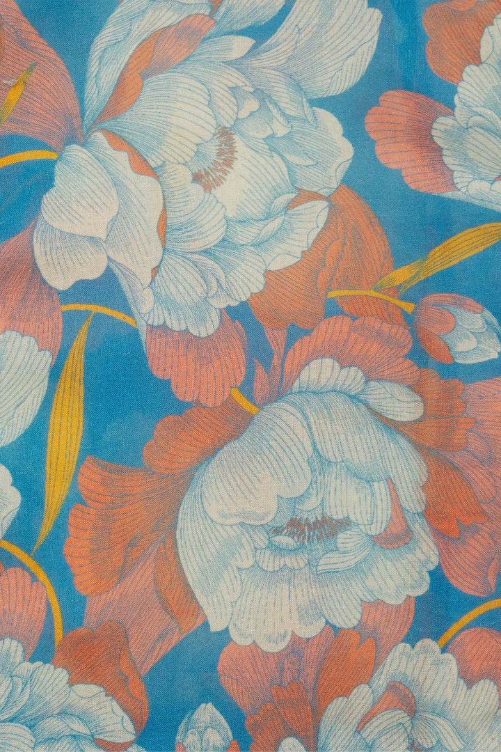Trovata - Loran Blouse in Twilight Floral - Kalifornia Jean Bar