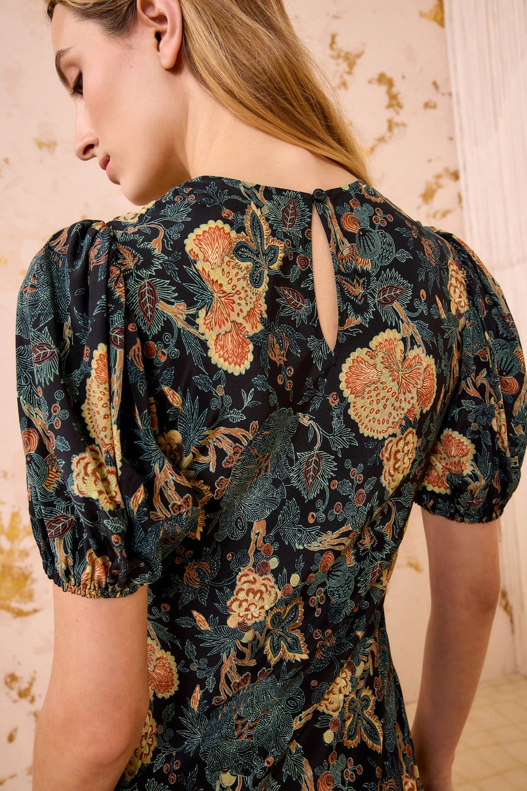 Ulla Johnson - Ines Puff Sleeve Midi Dress in Wintergarden - Kalifornia Jean Bar