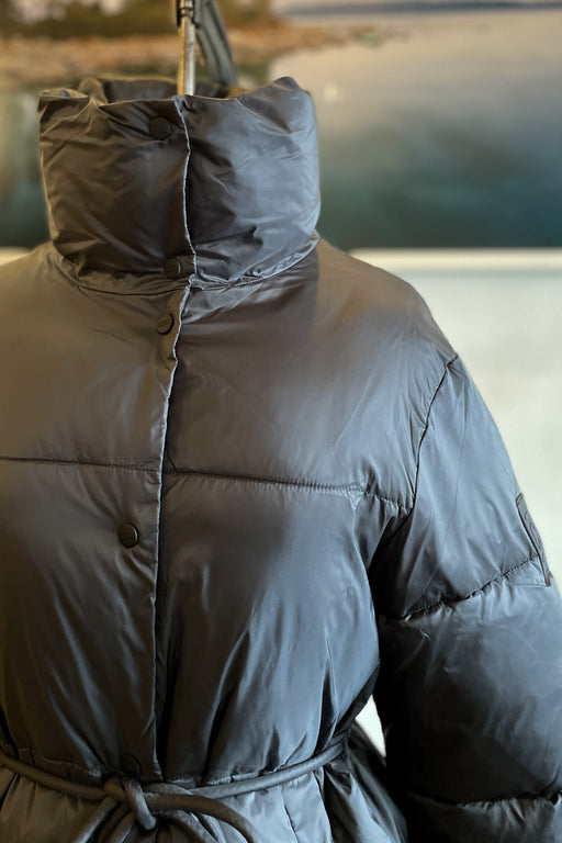 Closed - Elmont Light Puffer Coat in After Dark