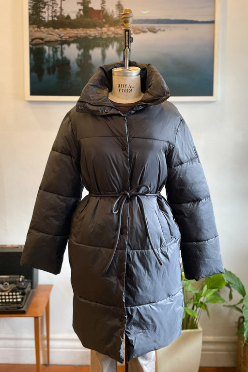Closed - Elmont Light Puffer Coat in After Dark